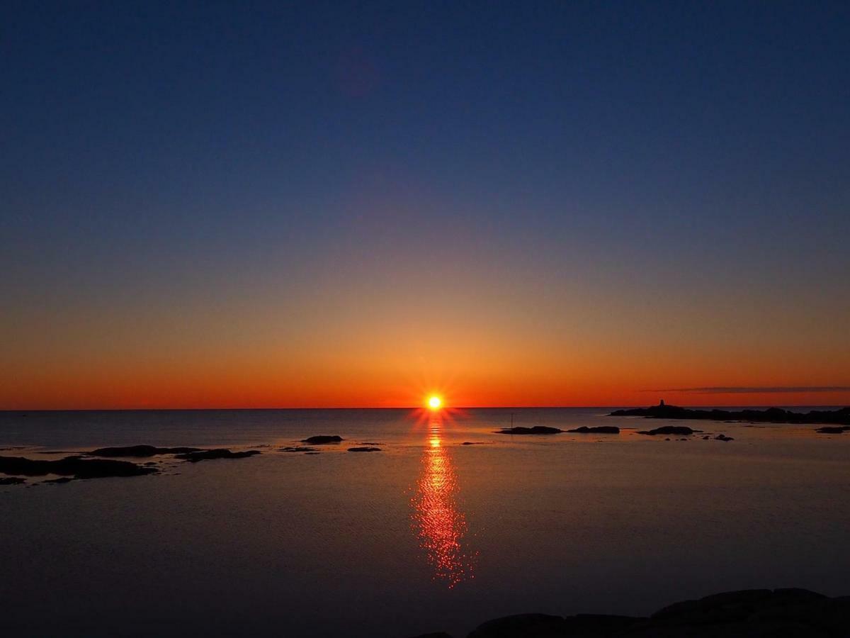 Midnight Sun View Lofoten Vila Leknes Exterior foto