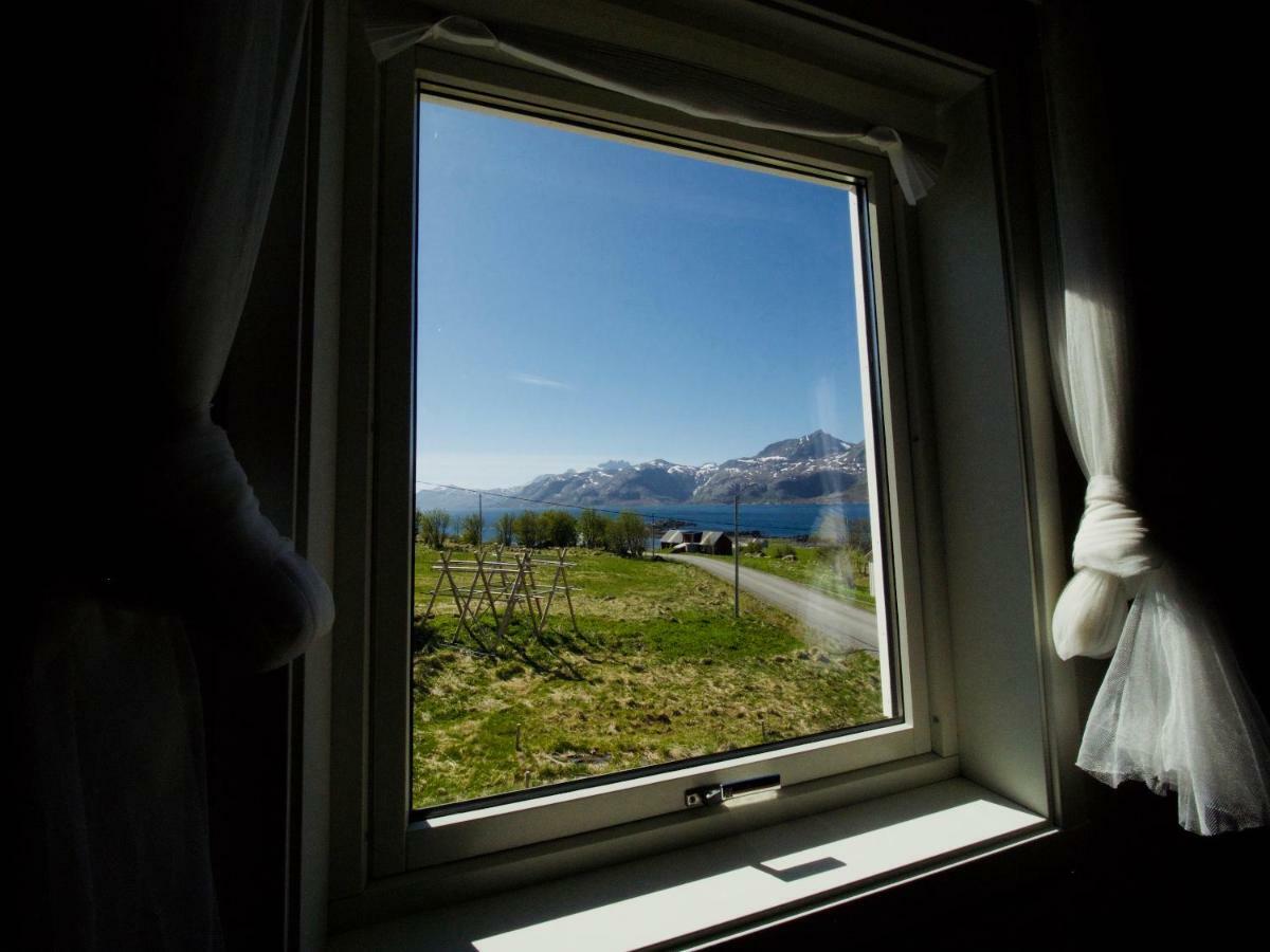 Midnight Sun View Lofoten Vila Leknes Exterior foto